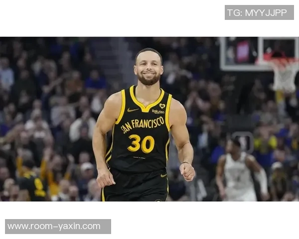 媒体人热评杨瀚森进步显著库里获得圆柱体称号引发热议